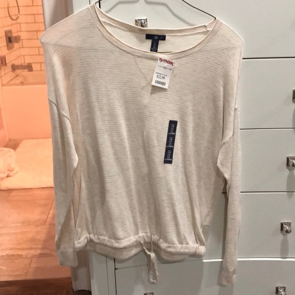 NWT Gap Long Sleeve Shirt w Draw String - Picture 1 of 3